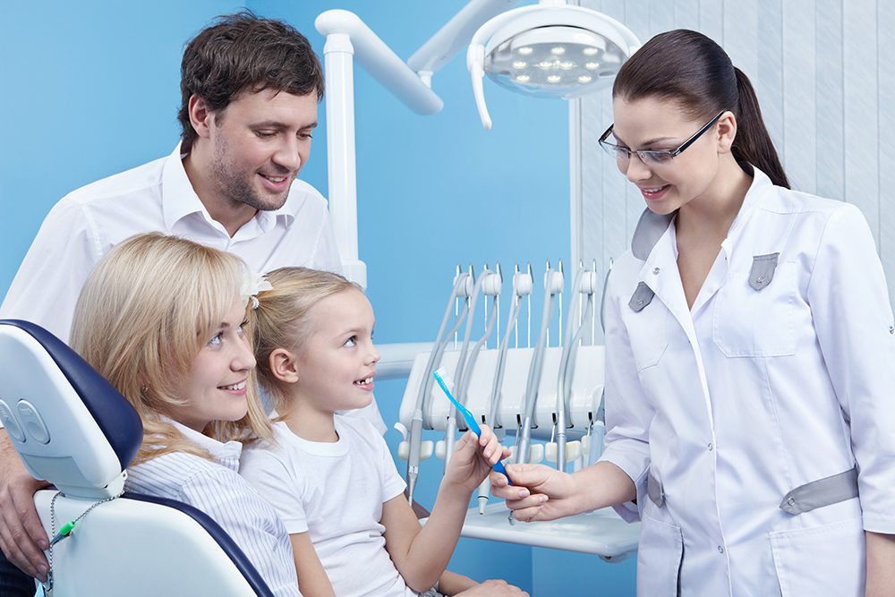 Choosing the Right General Dentist for Your Family
